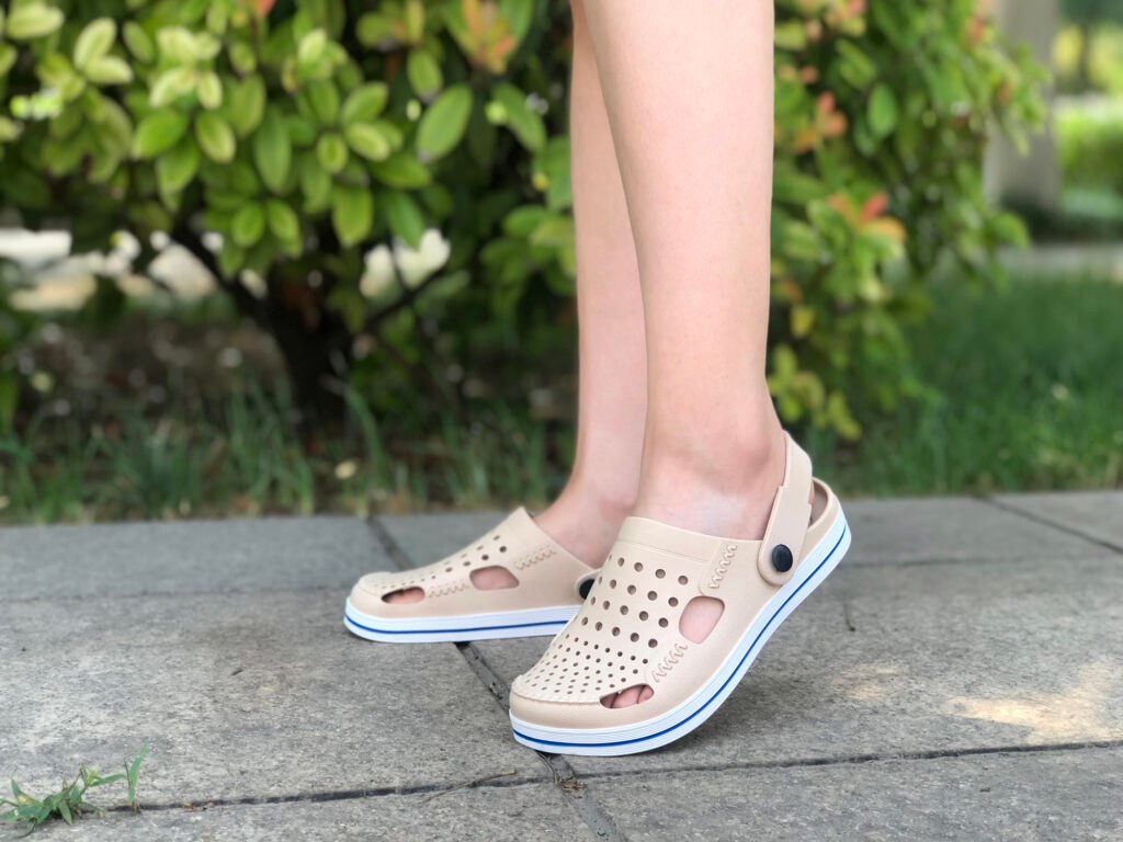 Earthing Crocs - We-R-Health